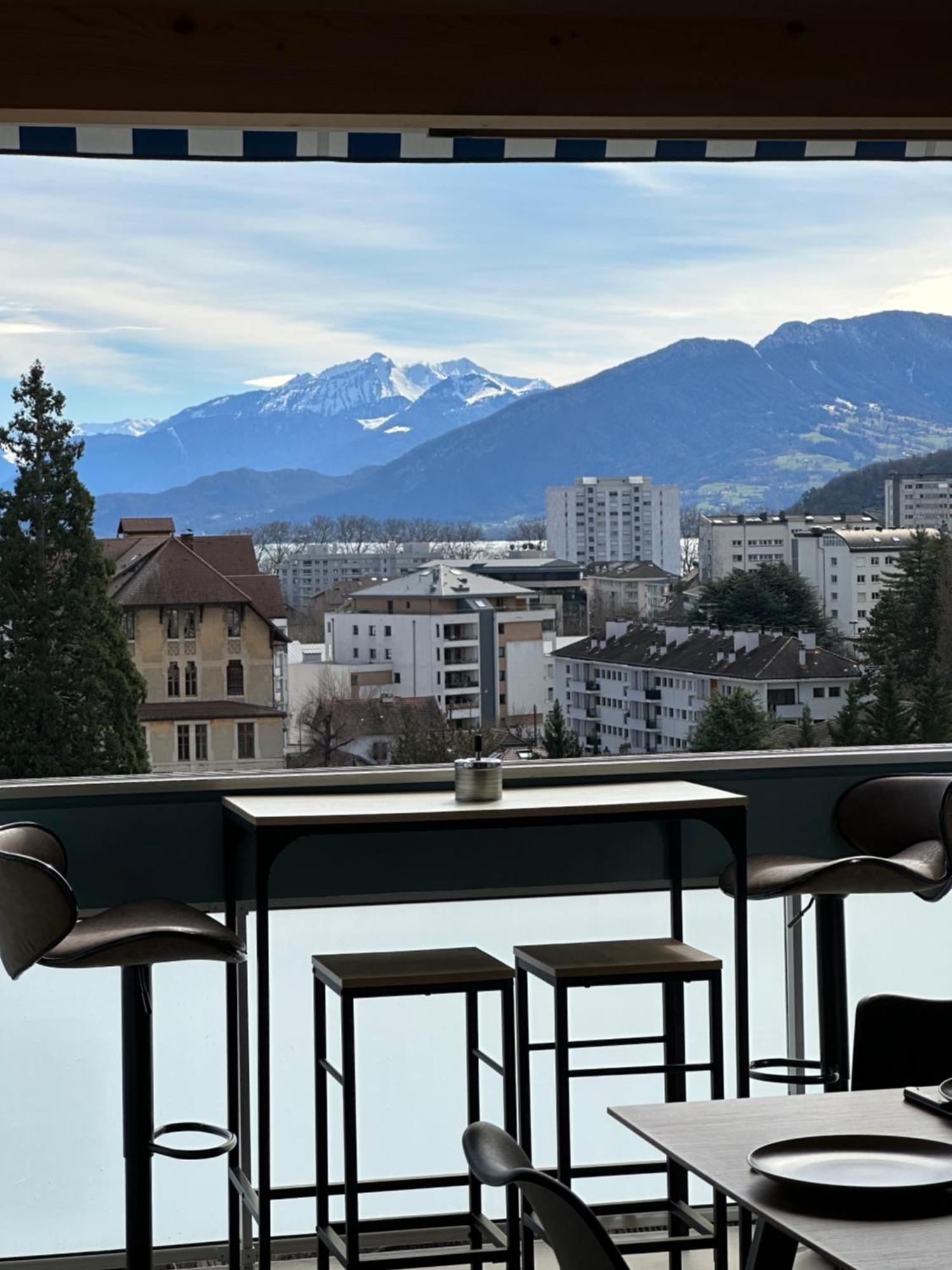 Luxueux Appartement T4 - Lac 5 Min - Parkings Privatifs - Vue Lac Et Montagne Annecy Exteriér fotografie